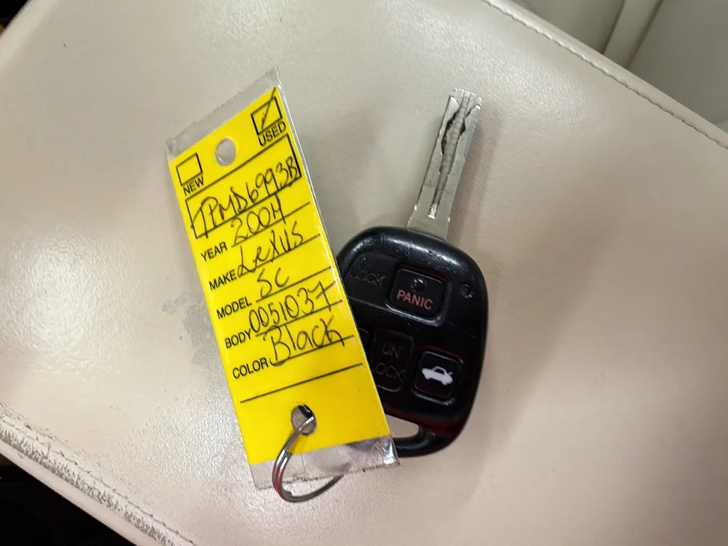 Used 2004 Black Lexus 430 image 32