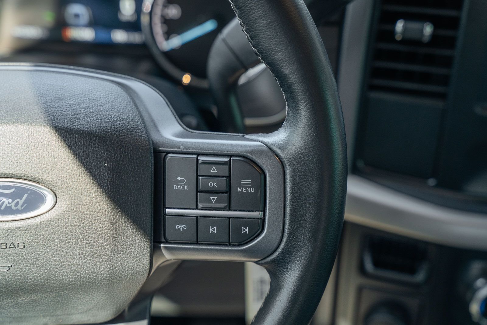 Certified Used 2023  Ford XLT image 28