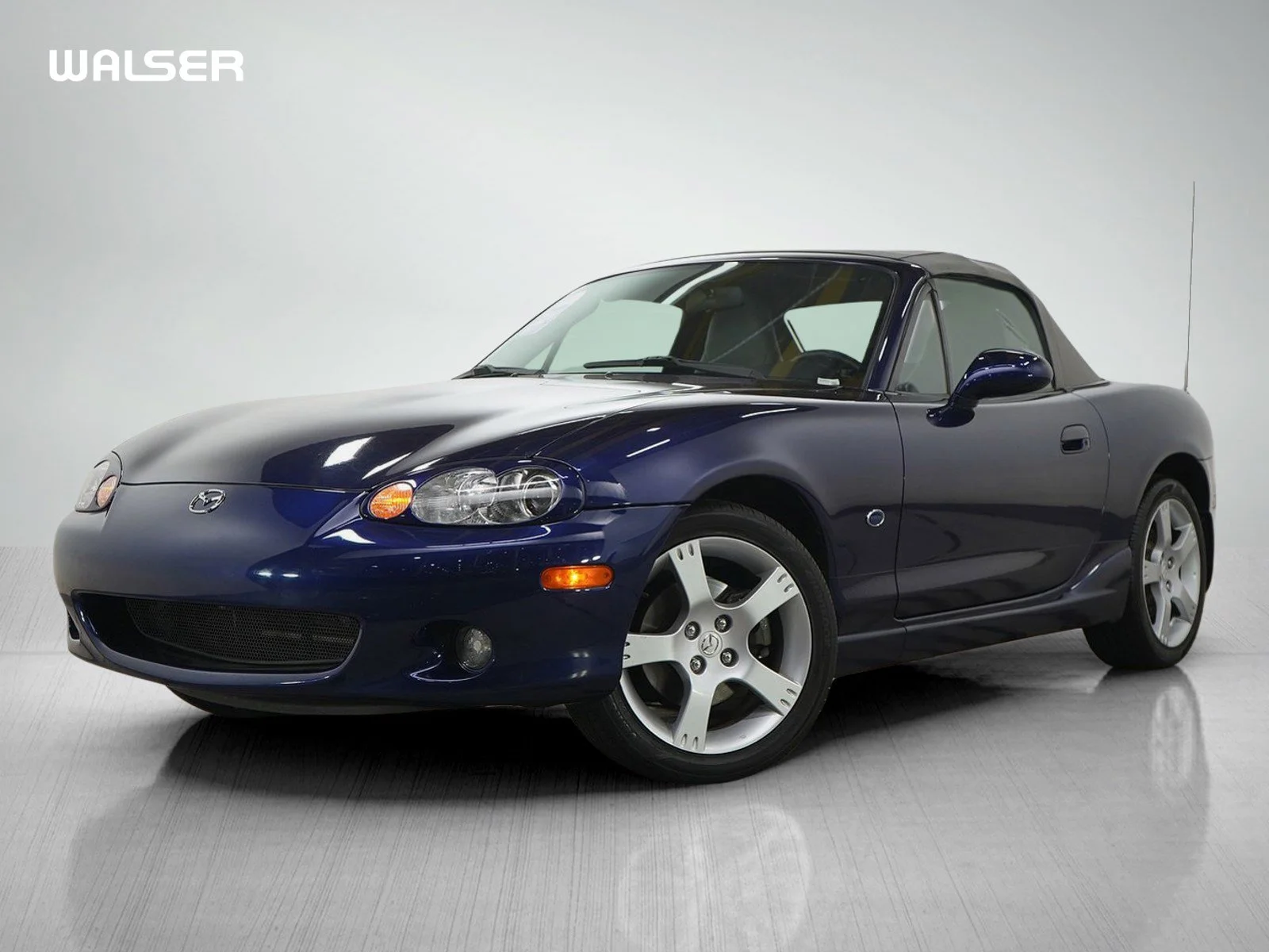 2003 Mazda MX-5 Miata Cloth's photo