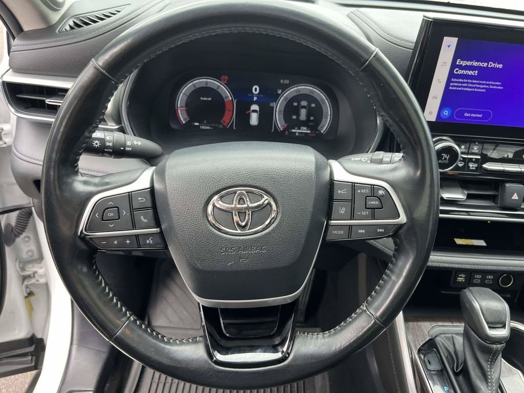 Used 2023 Beige Toyota Platinum image 19