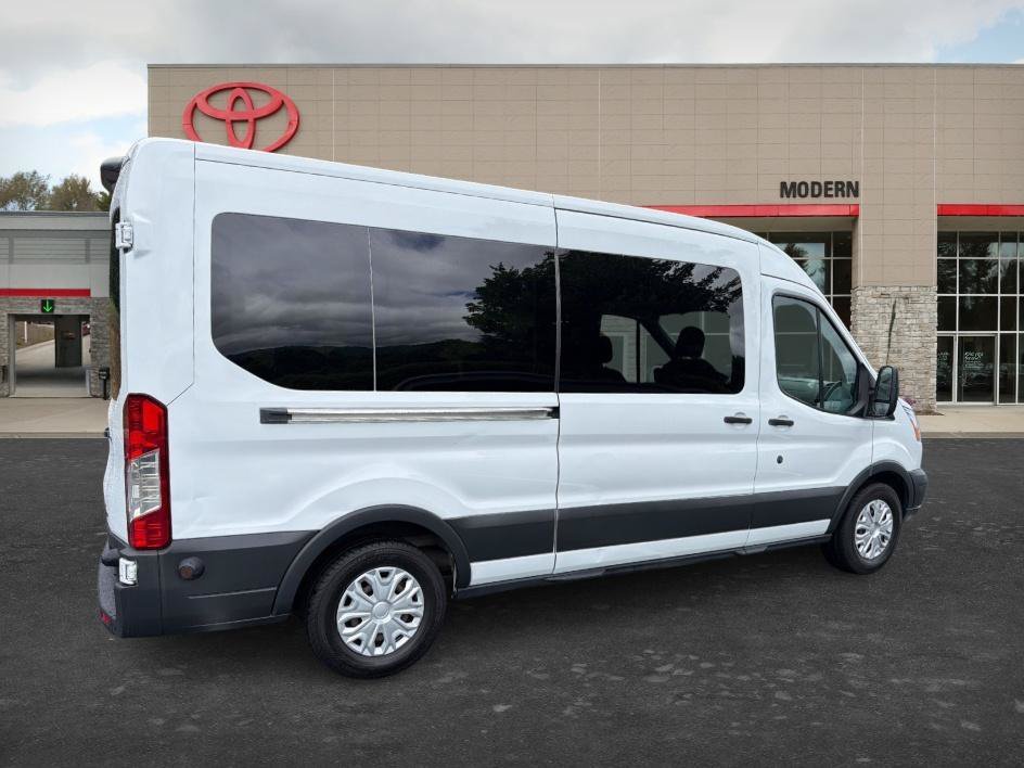 Used 2018 Oxford White Ford XLT image 6