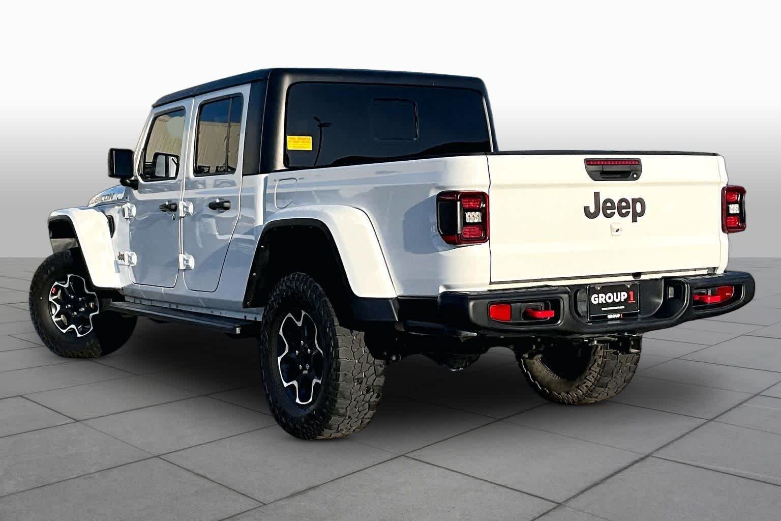 Used 2023 Bright White Clearcoat Jeep Rubicon image 12