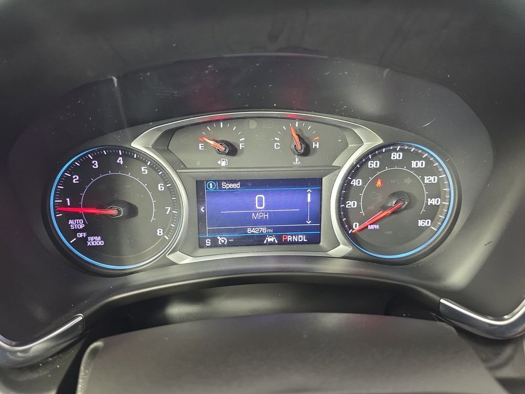 Used 2022 White Chevrolet LT image 37