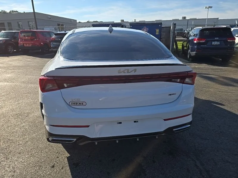Used 2024 White Kia GT-Line image 6