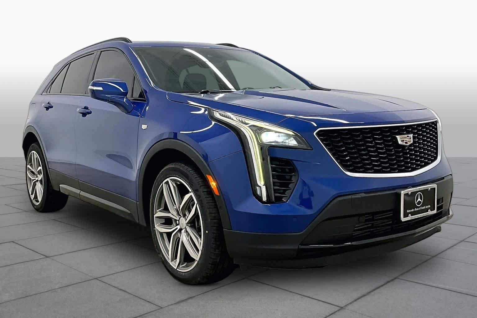 Used 2023 Wave Metallic Cadillac FWD Sport image 2