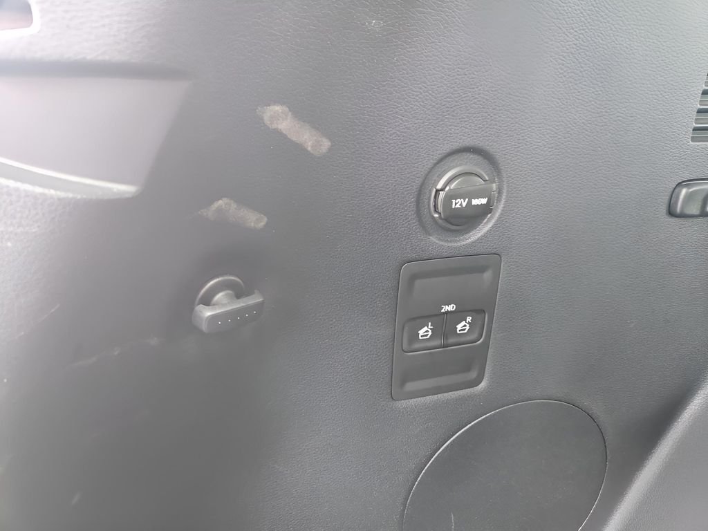Used 2025 Abyss Black Pearl Hyundai SEL image 15