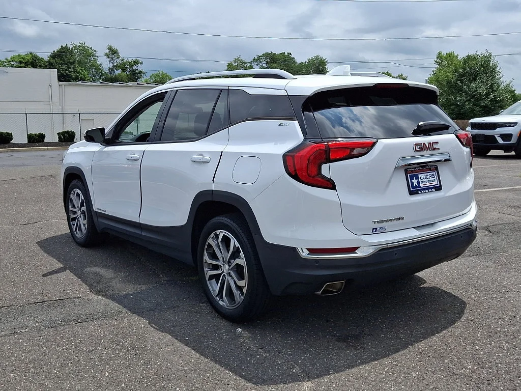 Used 2020 SUMMIT WHITE GMC SLT image 8