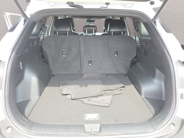 Certified Used 2024 White Kia X-Line image 35