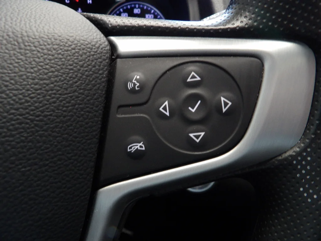 Used 2024 Downpour Metallic GMC SLE image 29