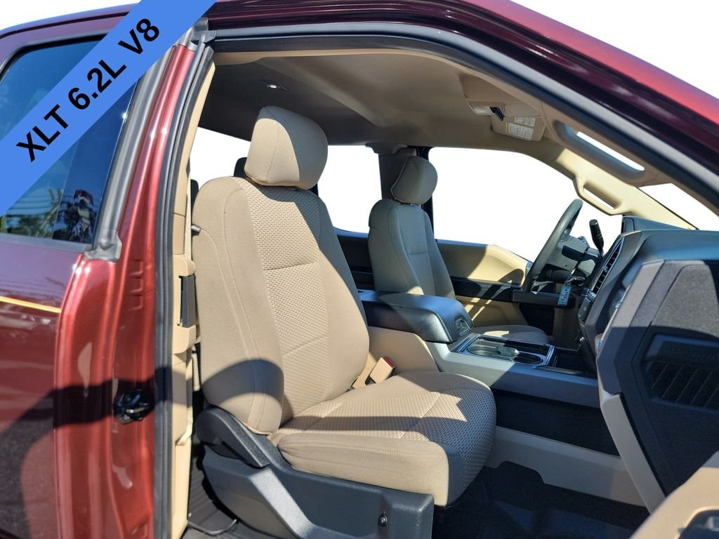 Used 2017 Brown Ford XLT image 16
