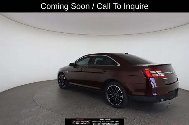 Used 2018 Red Ford SEL image 22