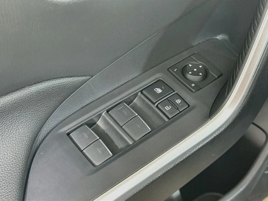 Used 2024 Magnetic Gray Metallic Toyota Hybrid XLE image 17