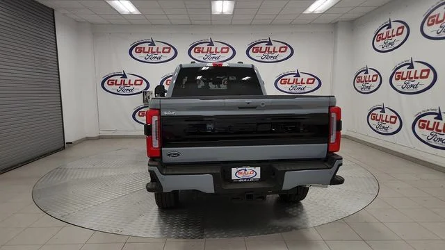 New 2026 Glacier Gray Metallic Tri-Coat Ford Platinum image 9