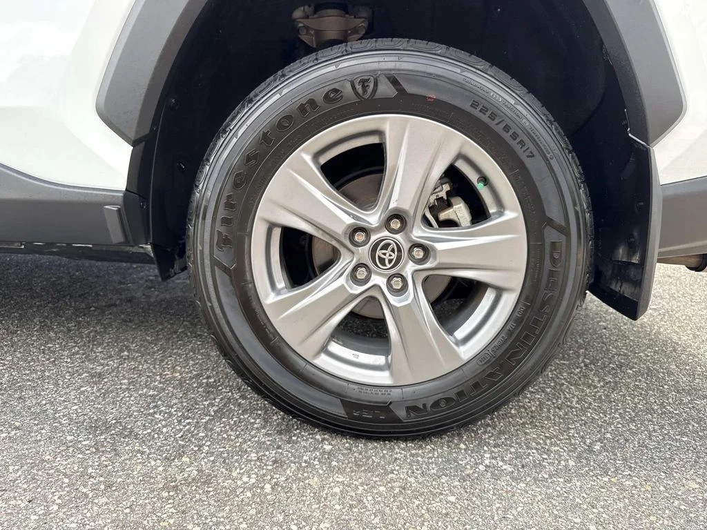 Used 2024 White Toyota XLE image 11