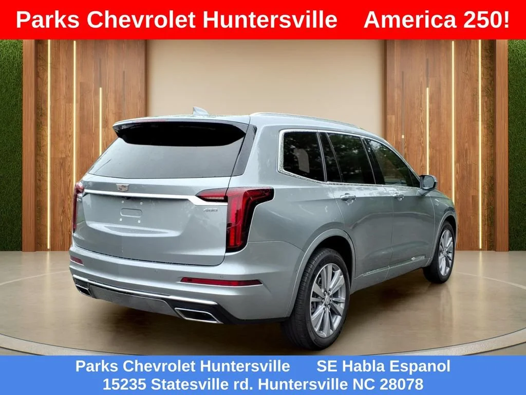 Used 2024 Argent Silver Metallic Cadillac Premium Luxury image 37