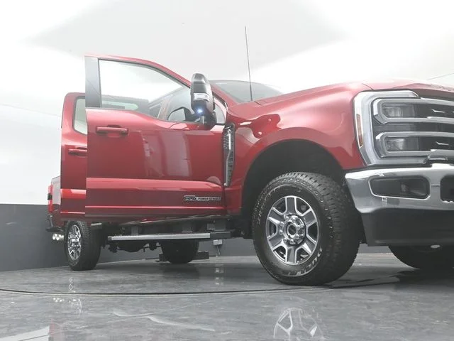 New 2026 Ruby Red Metallic Tinted Clearcoat Ford F-250® Lariat® image 31