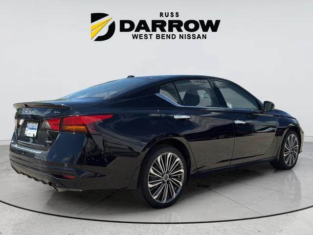 Used 2023 Black Nissan 2.5 SL image 5