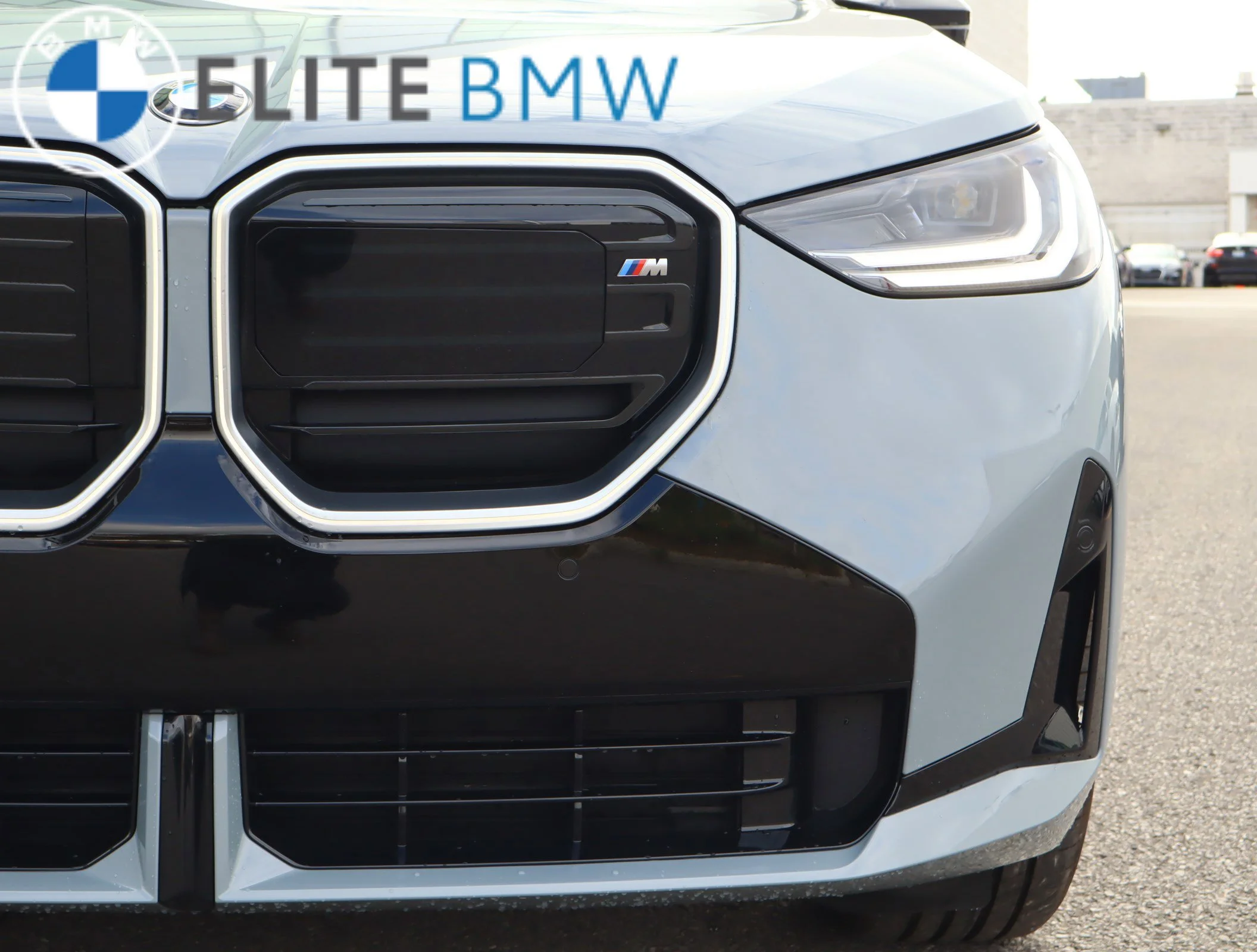 Used 2025 BROOKLYN GREY METALLIC BMW M50 XDRIVE image 36