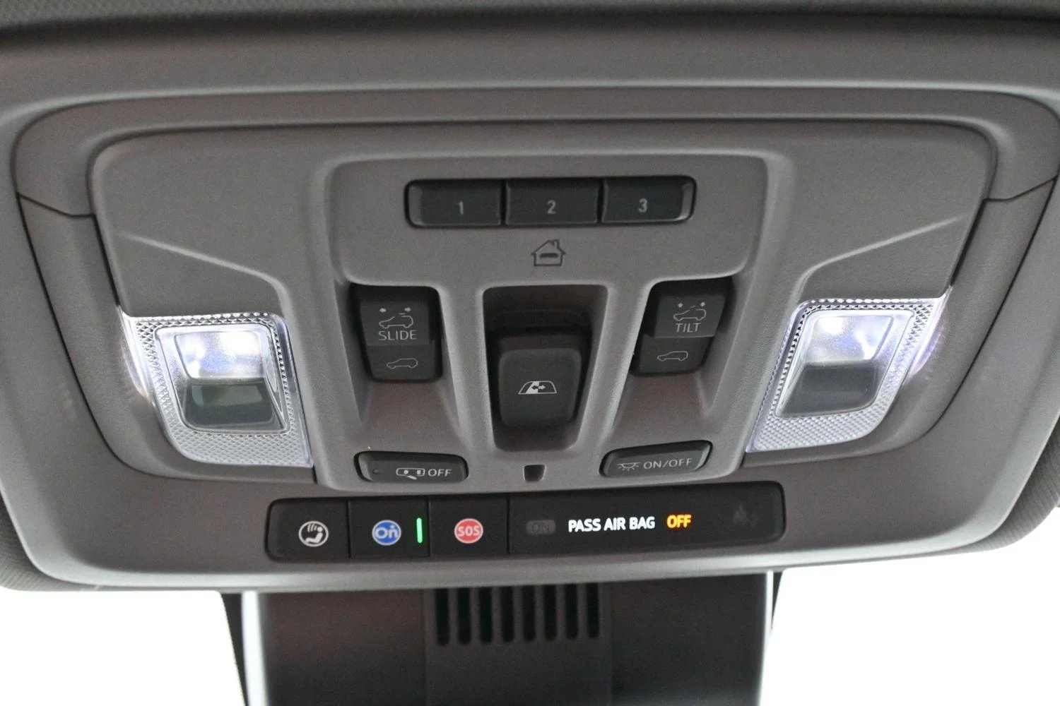 Used 2024 Sterling Metallic GMC Denali image 30