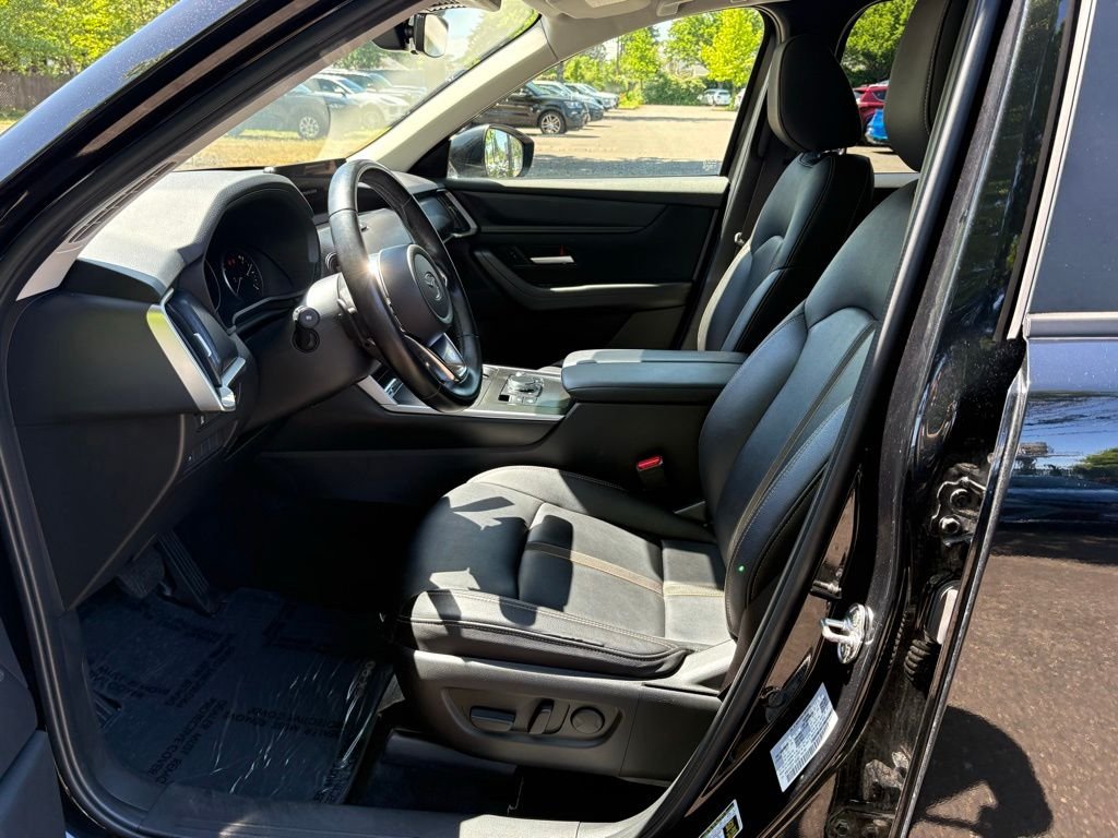 Used 2025 Jet Black Mazda 3.3 Turbo Select image 12