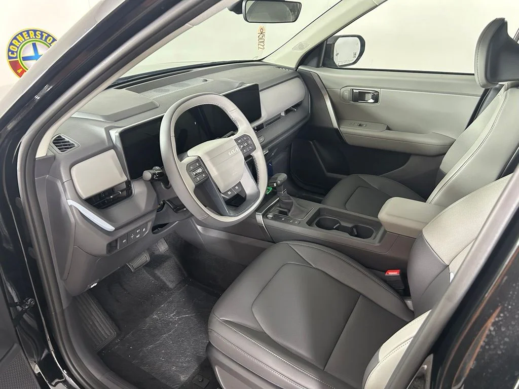 New 2027 Aurora Black Pearl Kia EX image 7