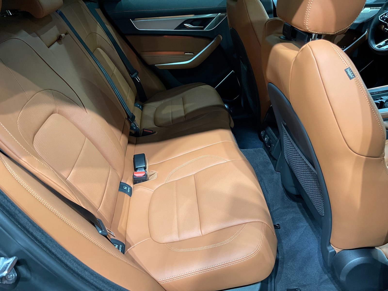 2026 Jaguar F-Pace R-Dynamic S - Photo 21