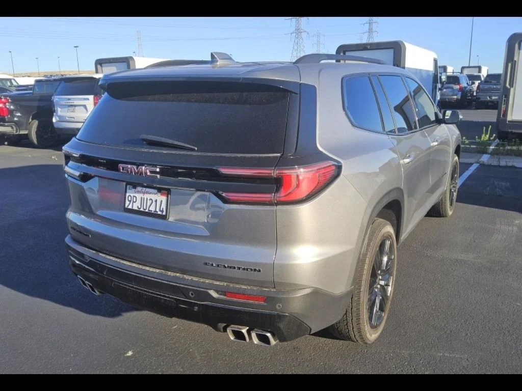 Used 2024 Silver GMC Elevation image 6