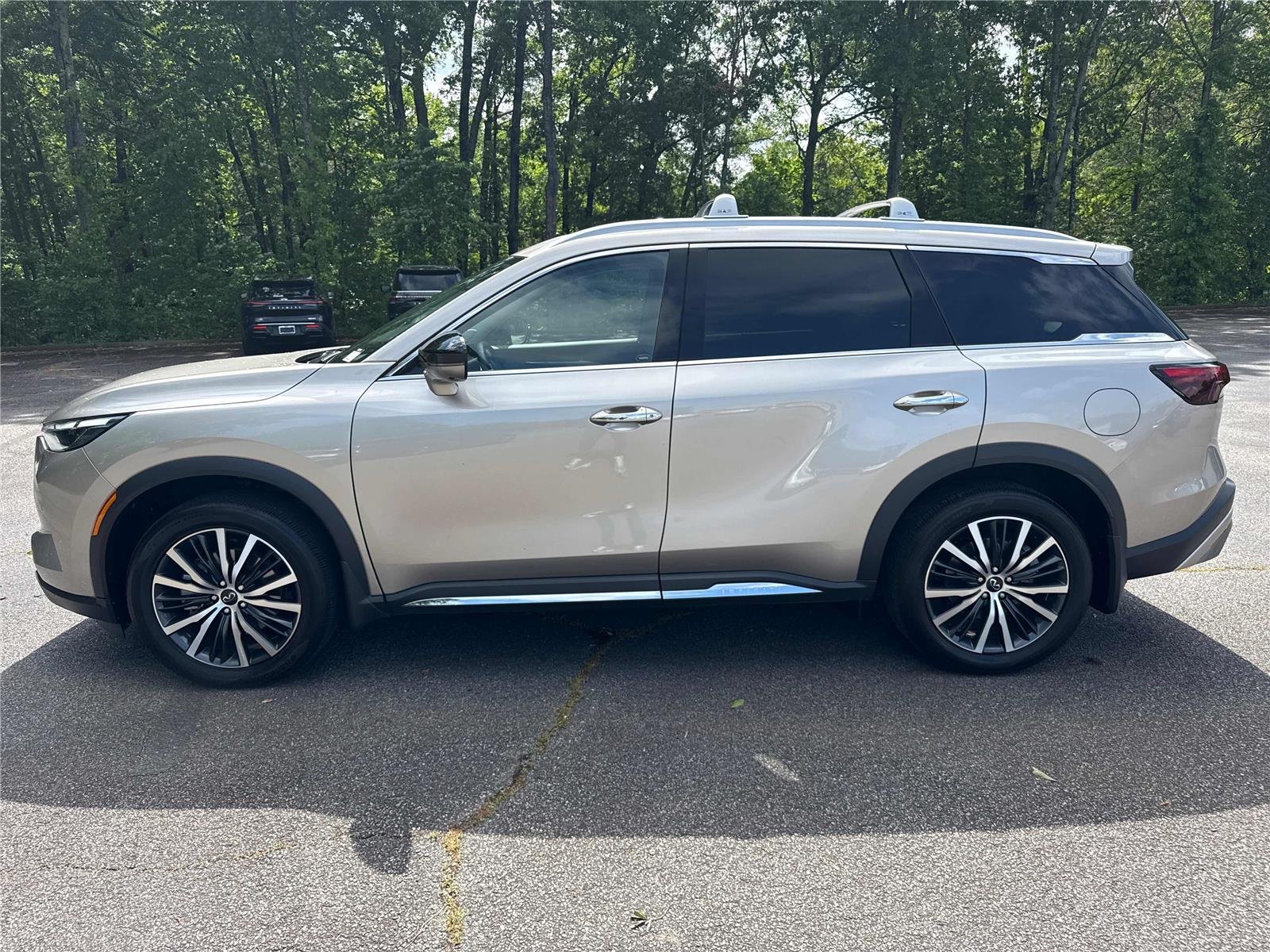 Used 2025 Warm Titanium INFINITI SENSORY image 9