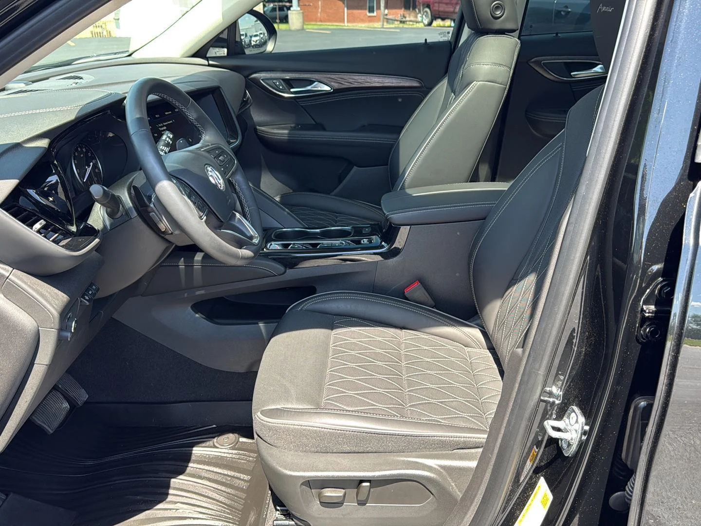 Used 2023 Ebony Twilight Metallic Buick Avenir image 12