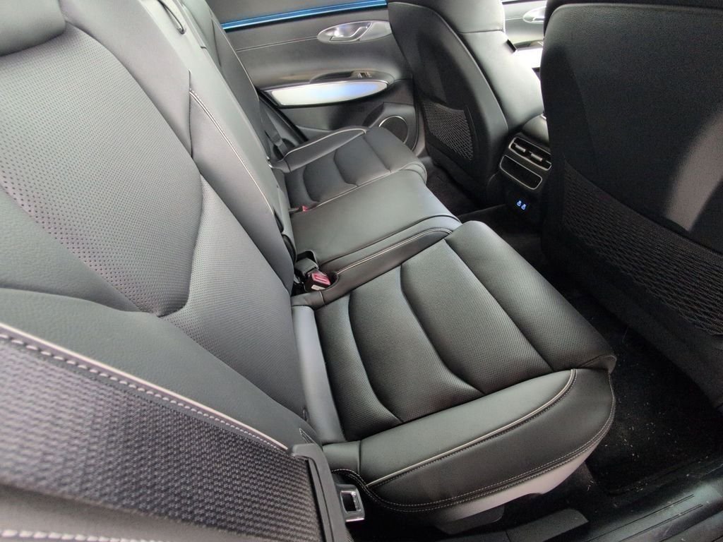 2026 GENESIS GV70 Advanced - Photo 19