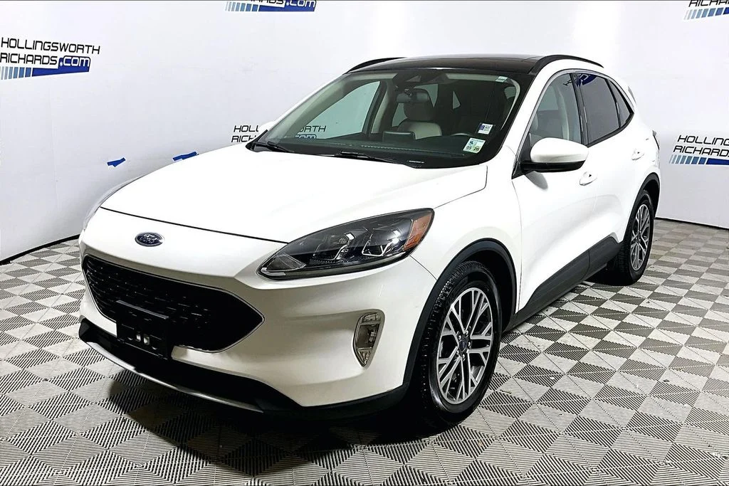 2020 Ford Escape SEL FWD's photo