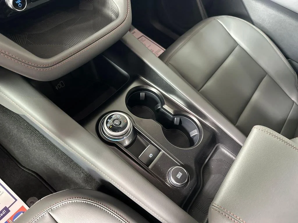 2026 Ford Explorer Active - Photo 22