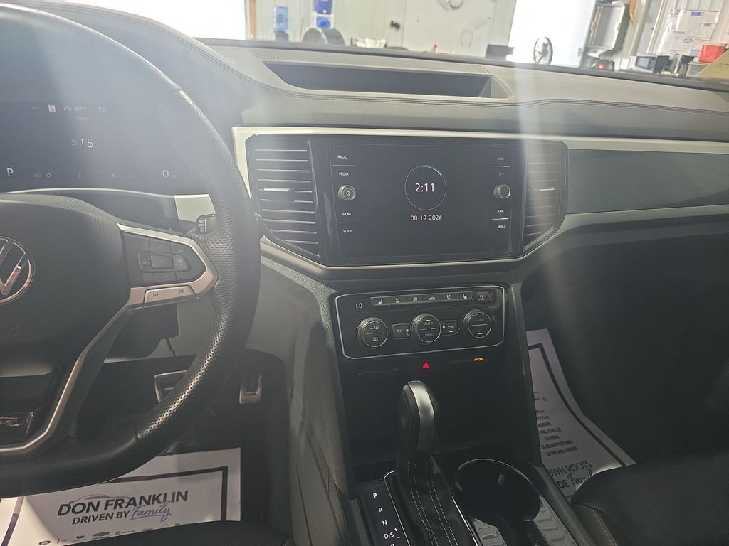 Used 2022 Blue Volkswagen 3.6L V6 SEL Premium R-Line image 19