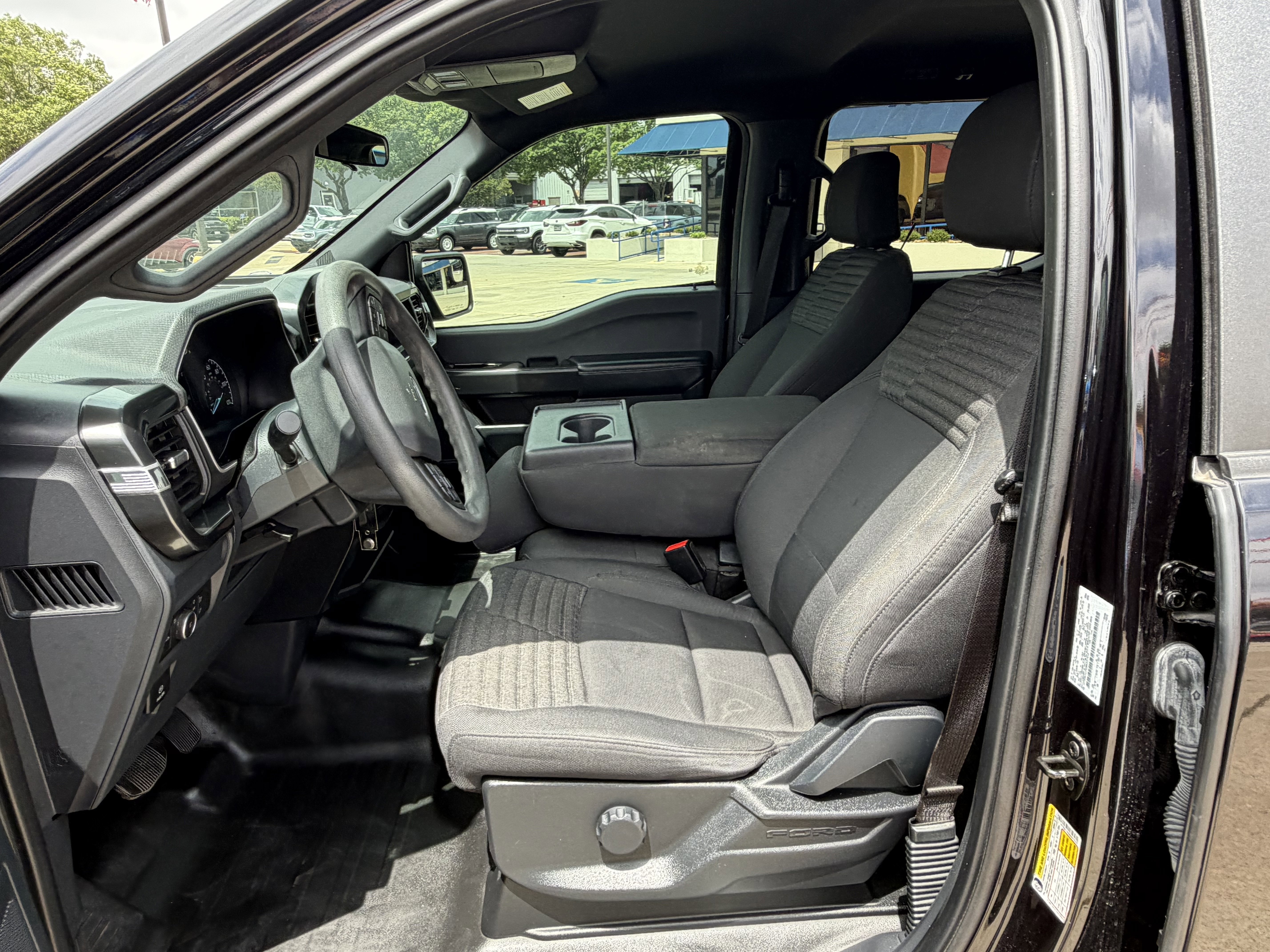 Used 2022 Agate Black Metallic Ford XL image 18