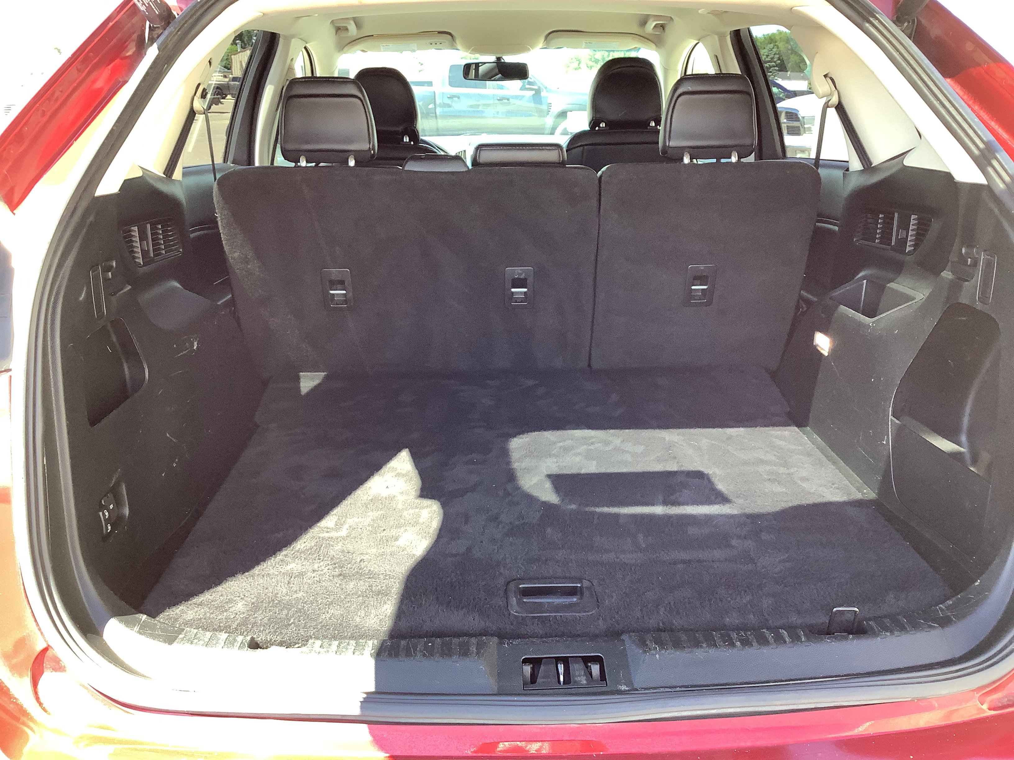 Used 2018 Red Ford SEL image 8