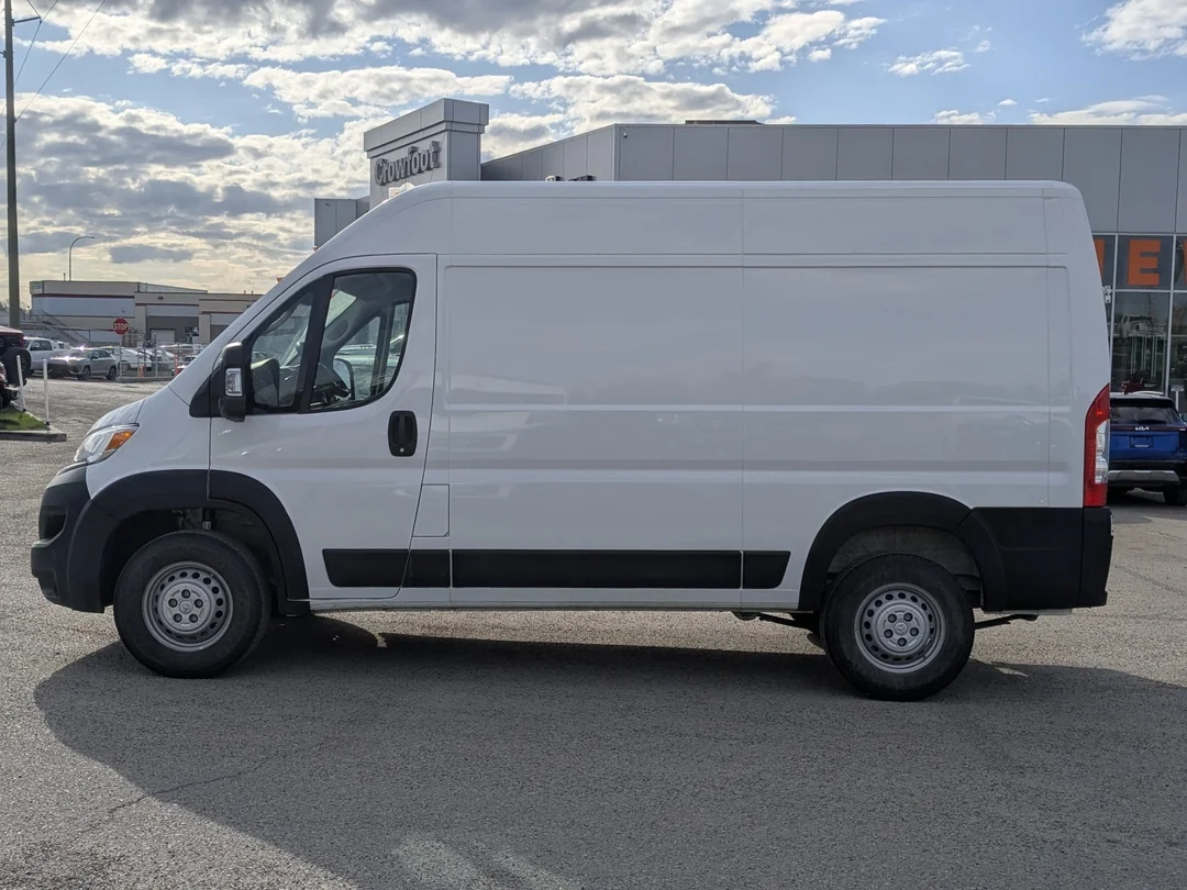 Certified Used 2025 White RAM Tradesman - - FWD - 2500 High Roof 136 WB w/Pass Seat & More! image 5