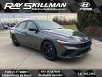 New 2026 Amazon Gray Hyundai SE image 15