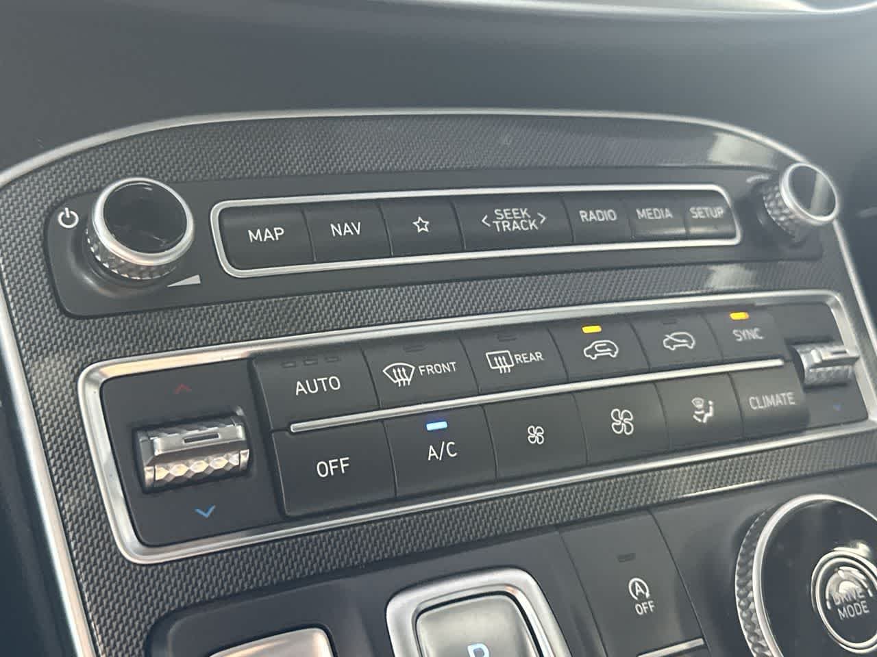 2023 Hyundai Santa Fe SEL - Photo 20