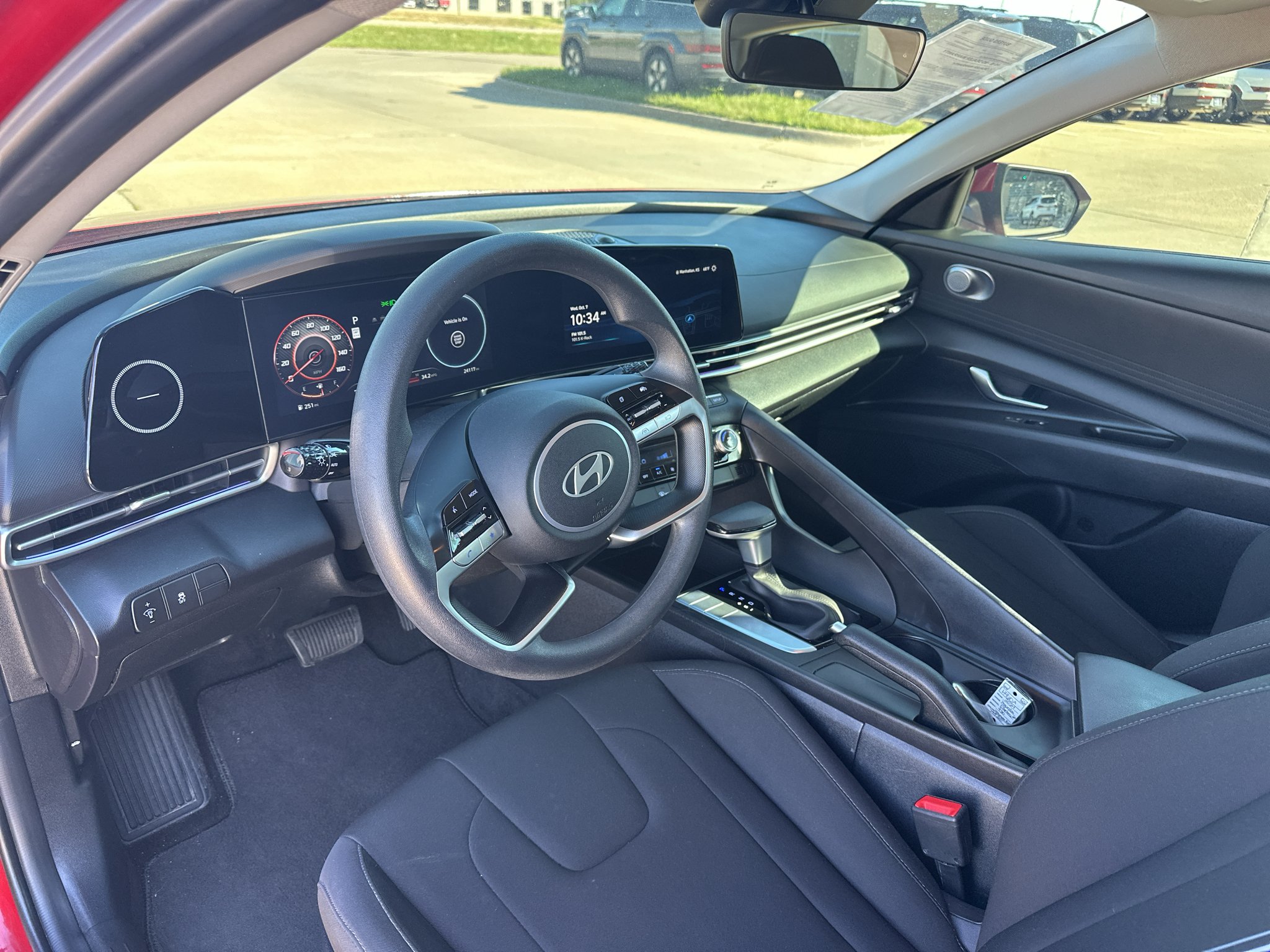 Used 2024 Ultimate Red Hyundai SEL image 2