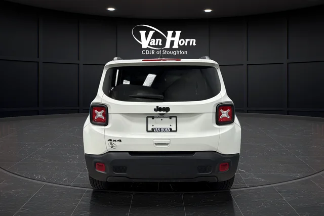 Used 2023 Alpine White Jeep Altitude image 6