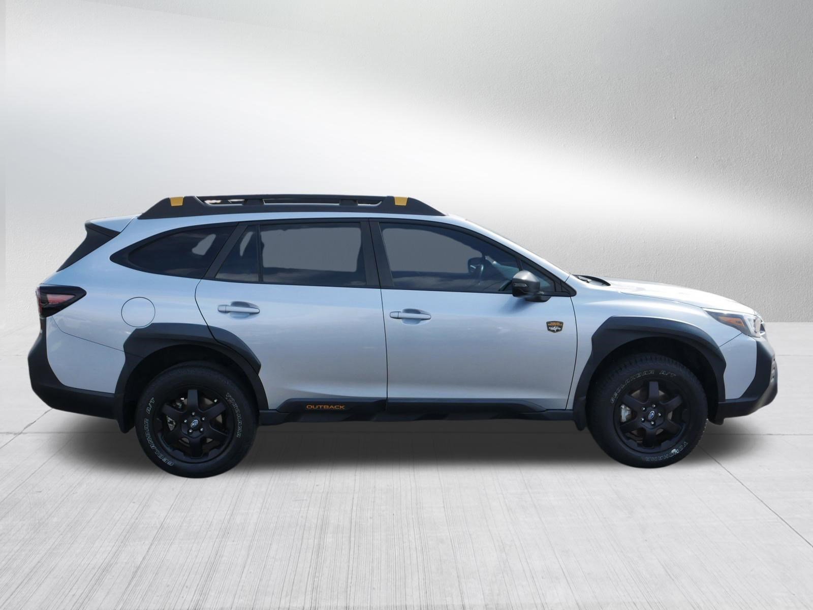 Used 2023 Ice Silver Metallic Subaru Wilderness image 8