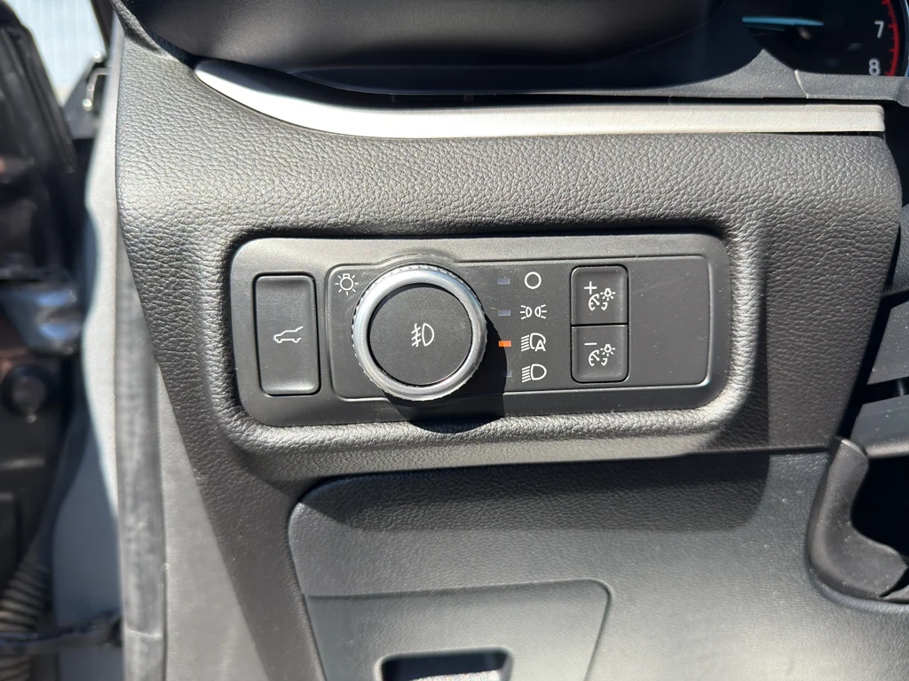 2022 Ford Explorer XLT - Photo 24