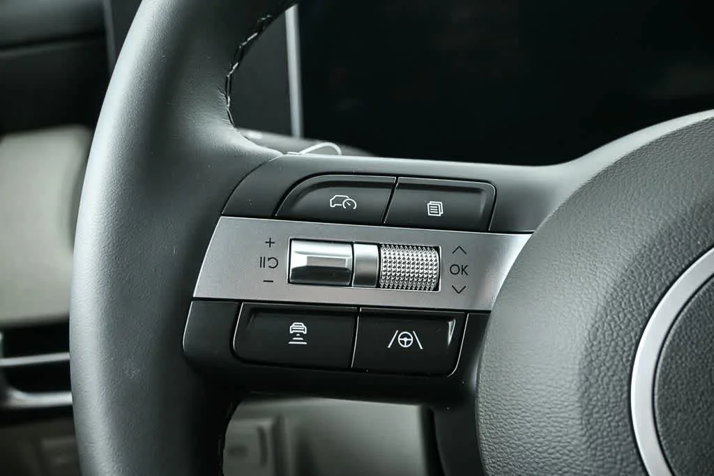 New 2026 Ash Black Hyundai SEL Convenience image 20