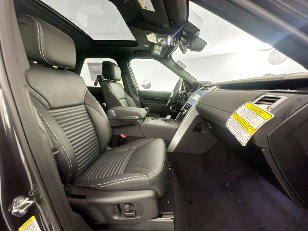 New 2026 Carpathian Grey Land Rover S image 27