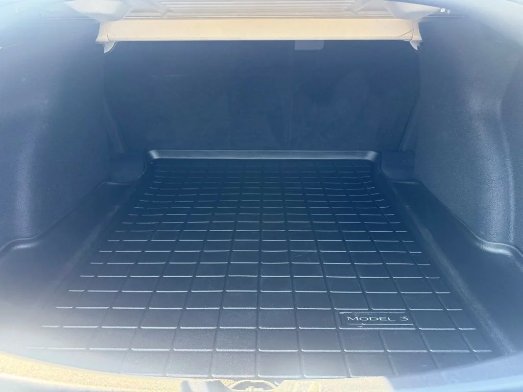 Used 2020 White Tesla Long Range image 46