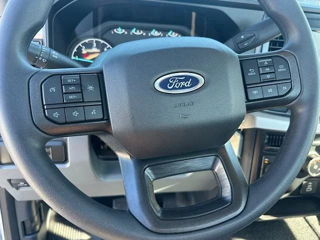 New 2026 Oxford White Ford F-350® XL image 15