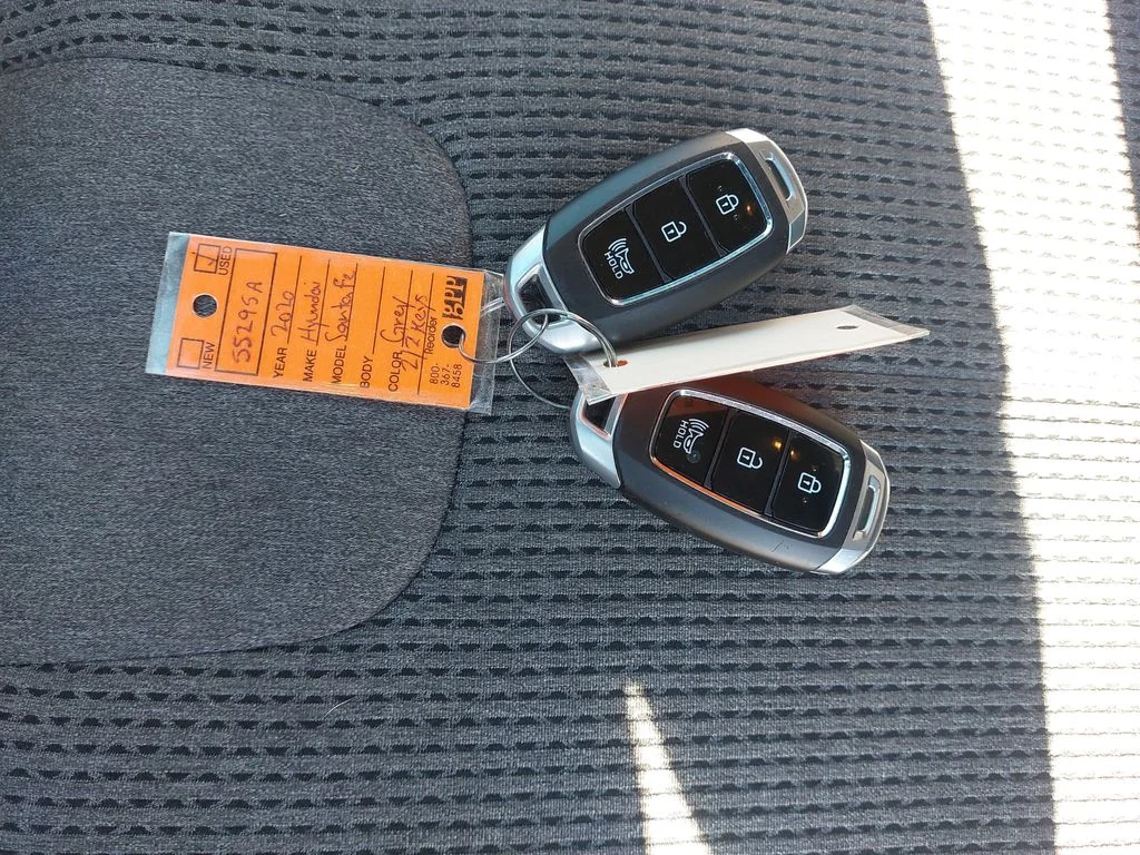 Used 2020 Silver Hyundai SEL image 33