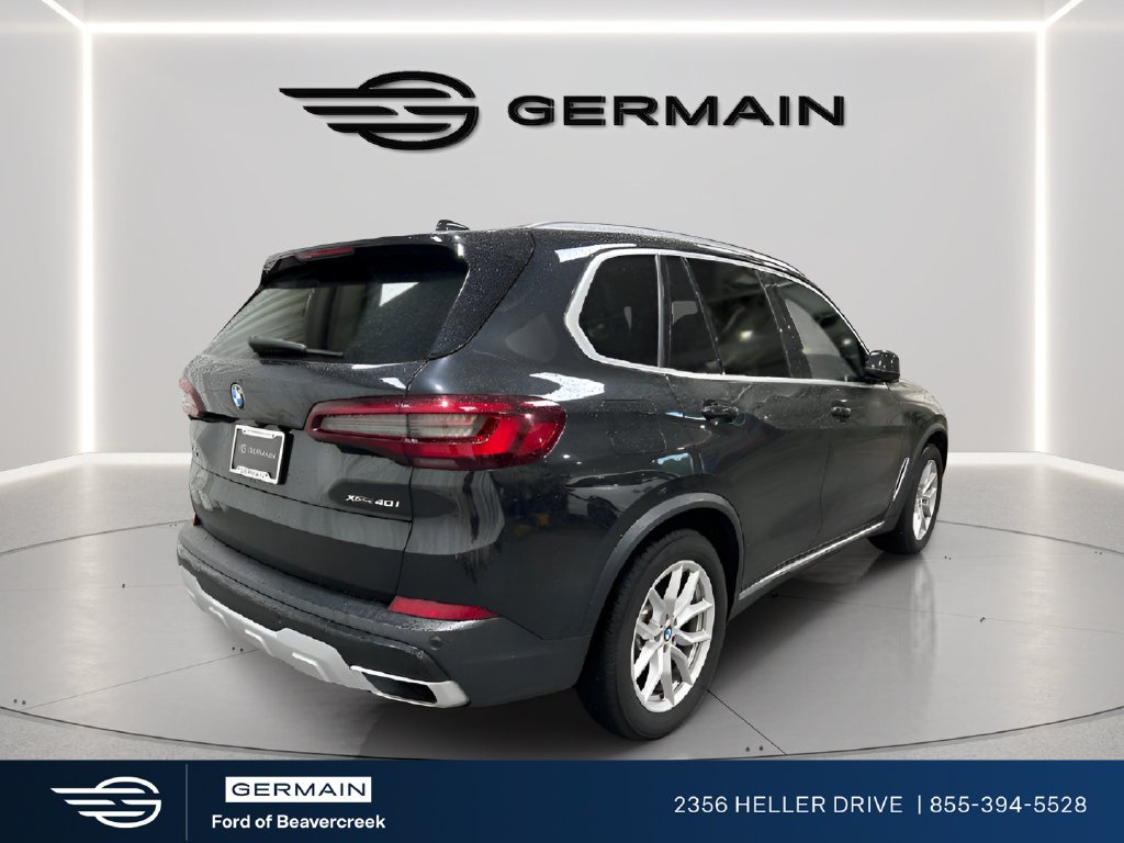 Used 2021 Black Sapphire Metallic BMW xDrive40i image 8