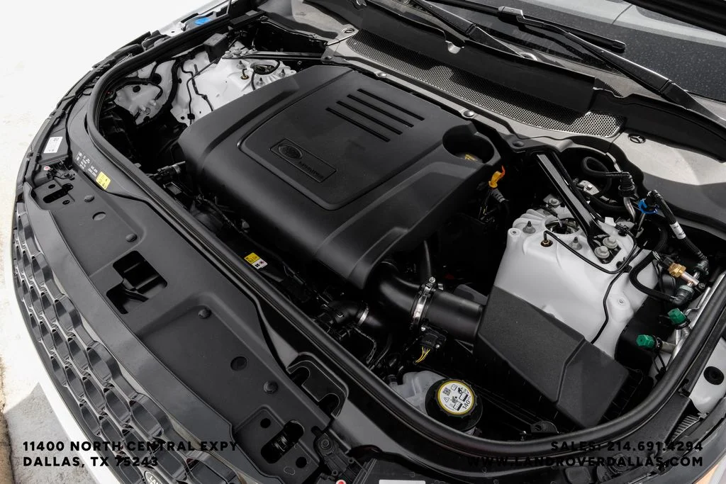New 2026 Fuji White Land Rover Dynamic SE image 60