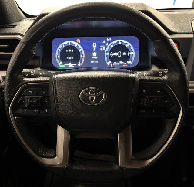 Used 2025 CUTTING EDGE Toyota  image 11